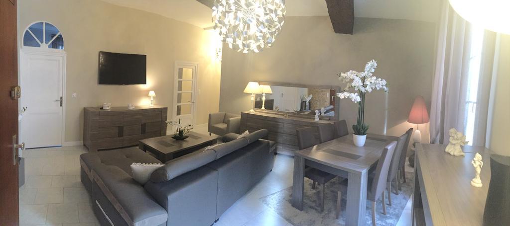 Le Rendez Vous Des Anges Apartment *